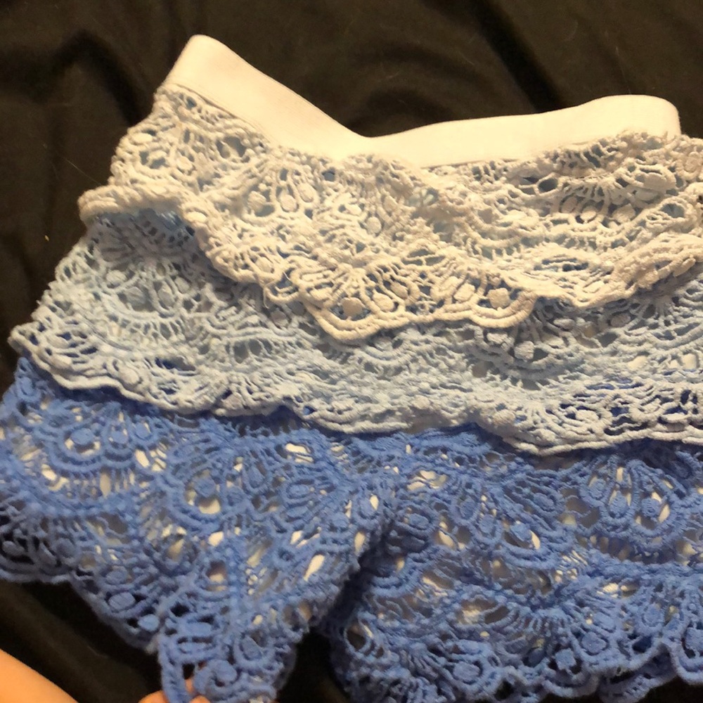 Xhilaration blue ombré skorts